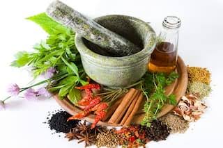 सर्दियों में सेहतमंद रहने के लिए प्रभावी आयुर्वेदिक उपाय